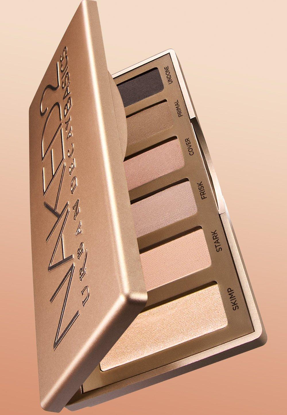 Ögonskuggspalette med neutrala färger.