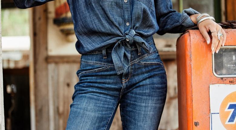 How to Sew a Hole in Your Jeans