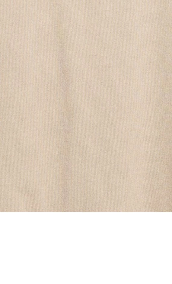Midweight. Our classic go-to-fit in 100% cotton.