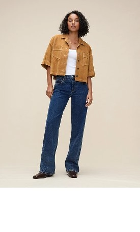 Relaxed. A looser fit with a slouchy ease.