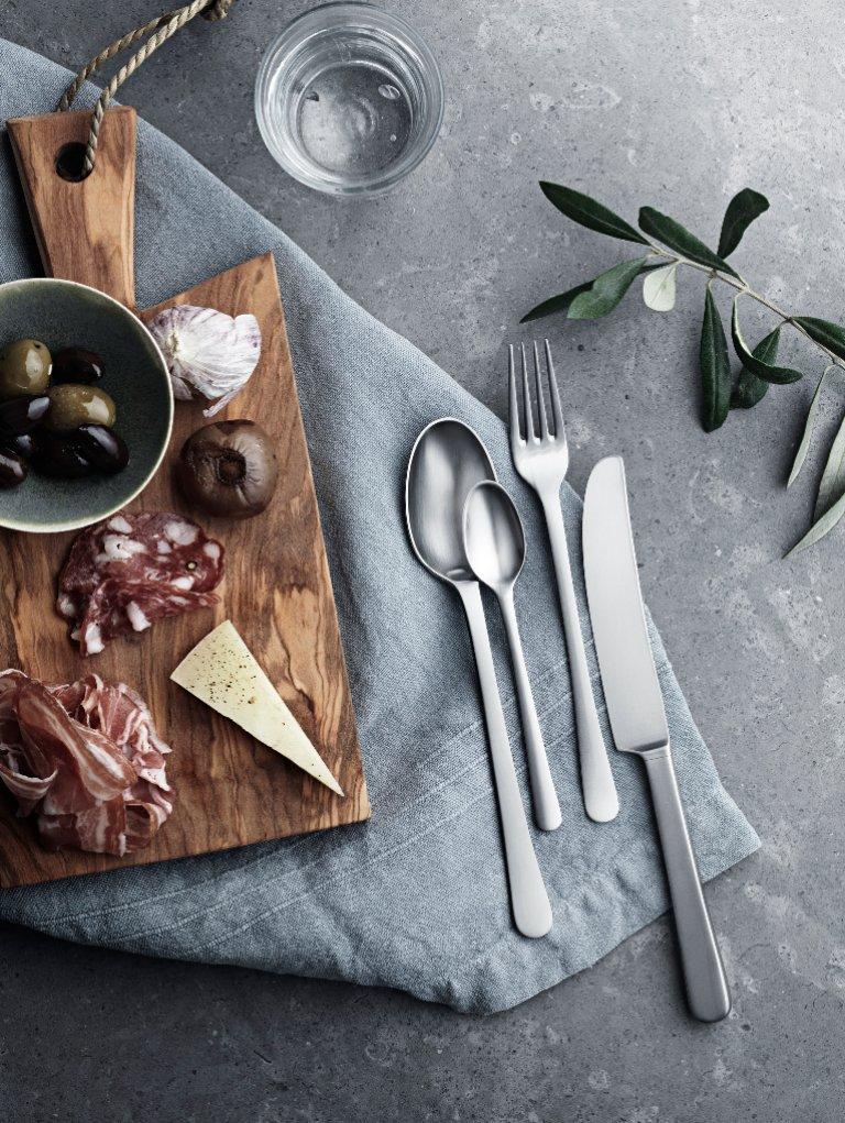 自分のプレゼントにクリスマスセール！ BoConcept  ブラッシュドカッパー Japan Christmas campaign | ボーコンセプト