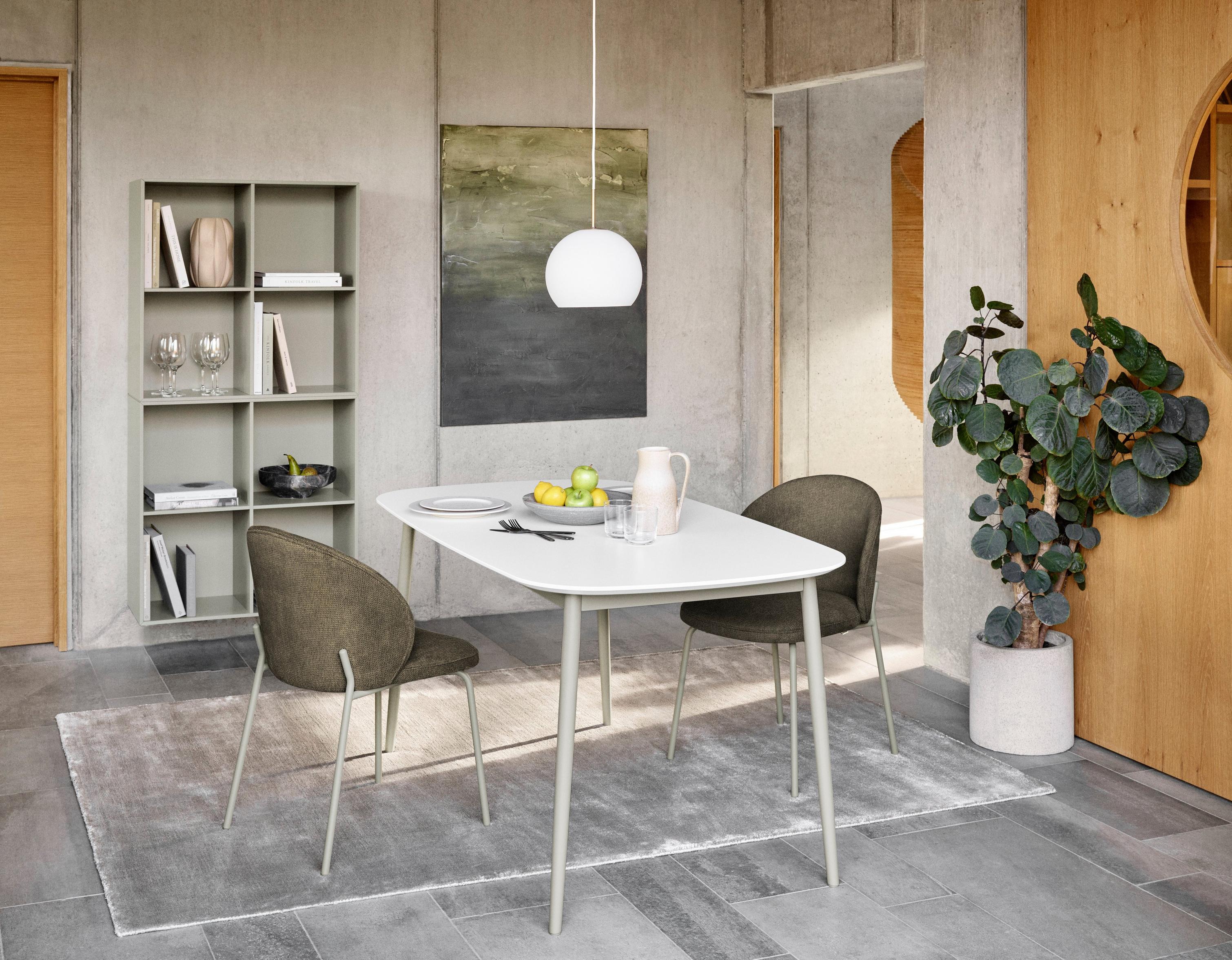 A biophilic dining room design featuring the Kingston dining table in matte-white lacquered finish