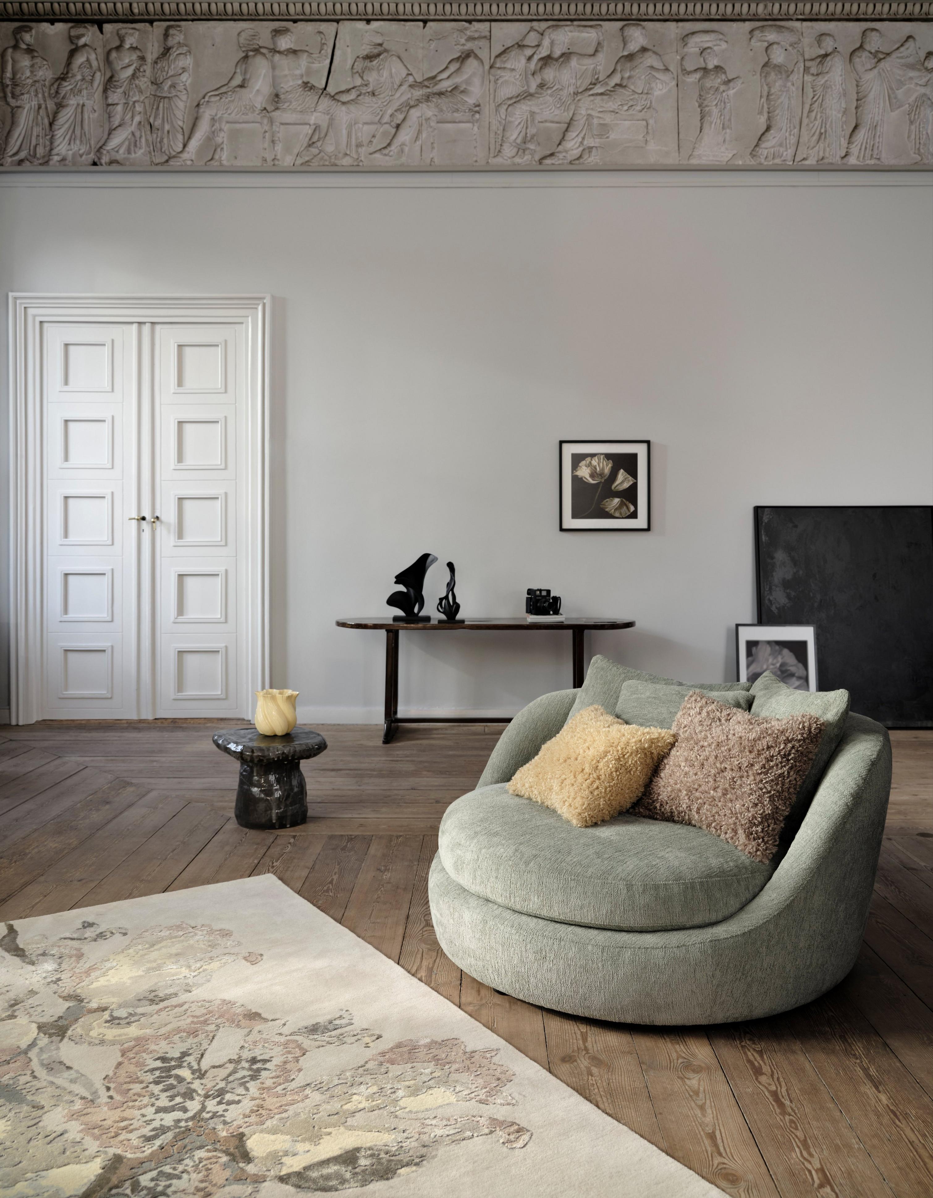 BoConcept アルミアート Canyon 90×120 北欧 抽象 Shop the Ø lounge chair | Restorative sanctuary | BoConcept