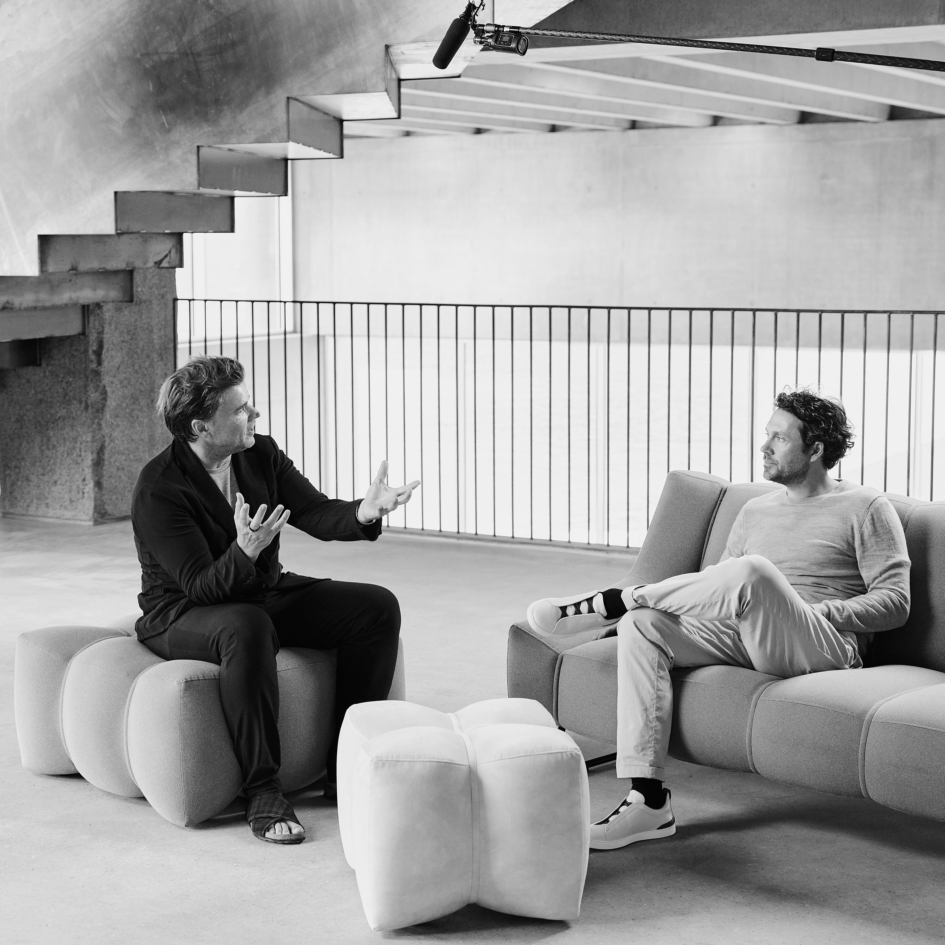 Dizajnéri Bjarke Ingels a Jakob Lange zo skupiny Bjarke Ingels Group