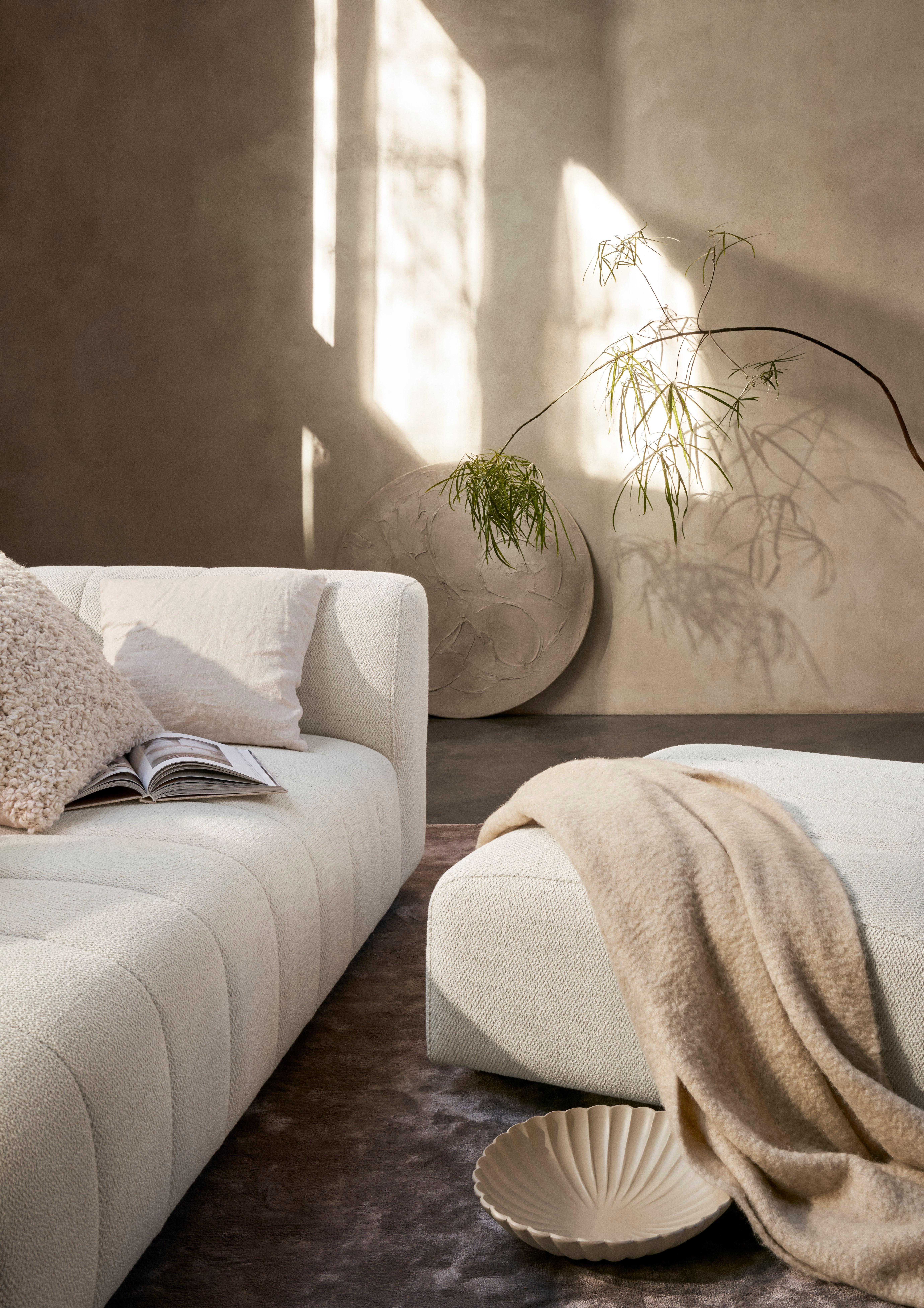 The Bellagio sofa and pouffe: Modern style rooms | BoConcept