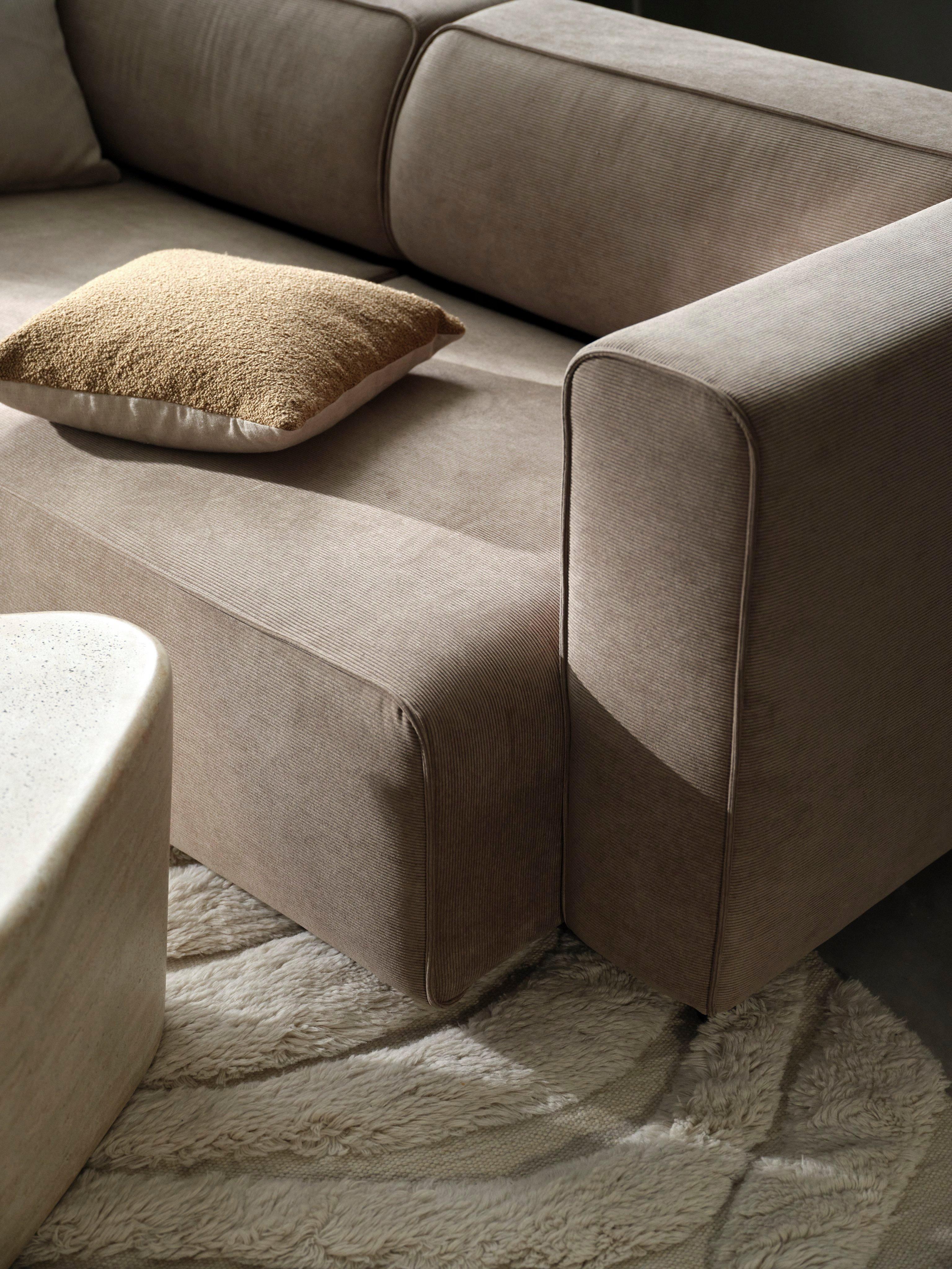 【okinamaroさま専用】BoConcept革張りソファ小 2.5人掛けデザイナーソファ | ボーコンセプトのコレクションは