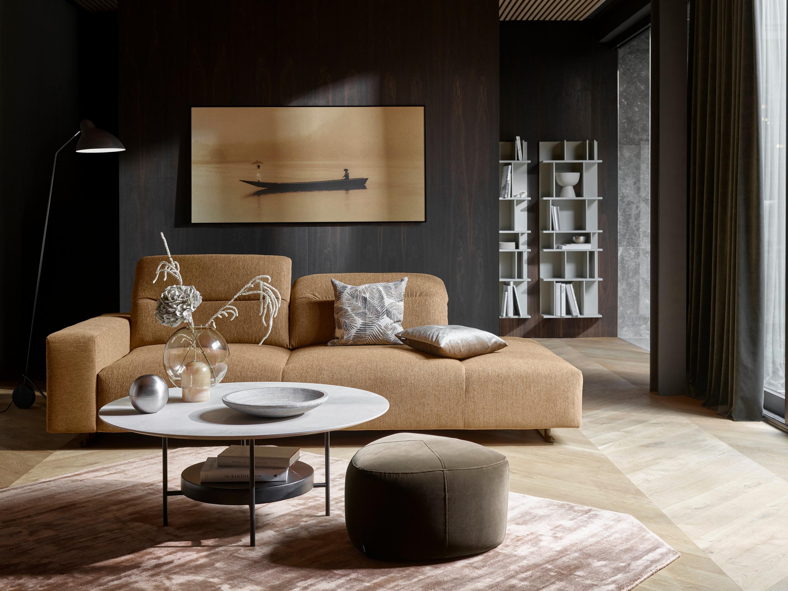 Hampton sofa with adjustable back and storage on the right Hampton sofa with adjustable back and storage on the right