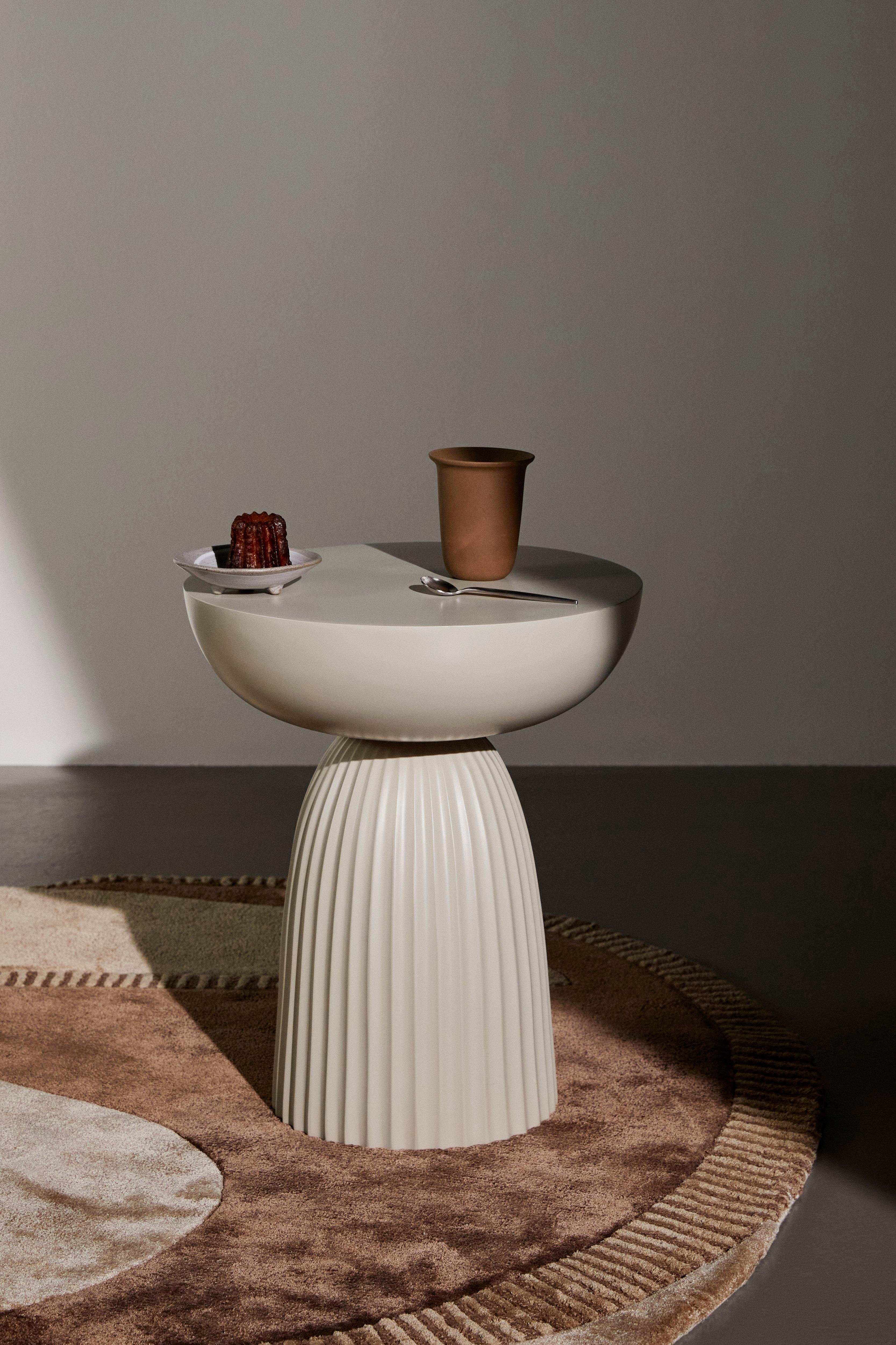 ボーコンセプト■Expose　サイドテーブル　シンプル　モダン　ウォームグレー BoConcept EXPOSE SIDE TABLE / ボーコンセプト エクスポーズ