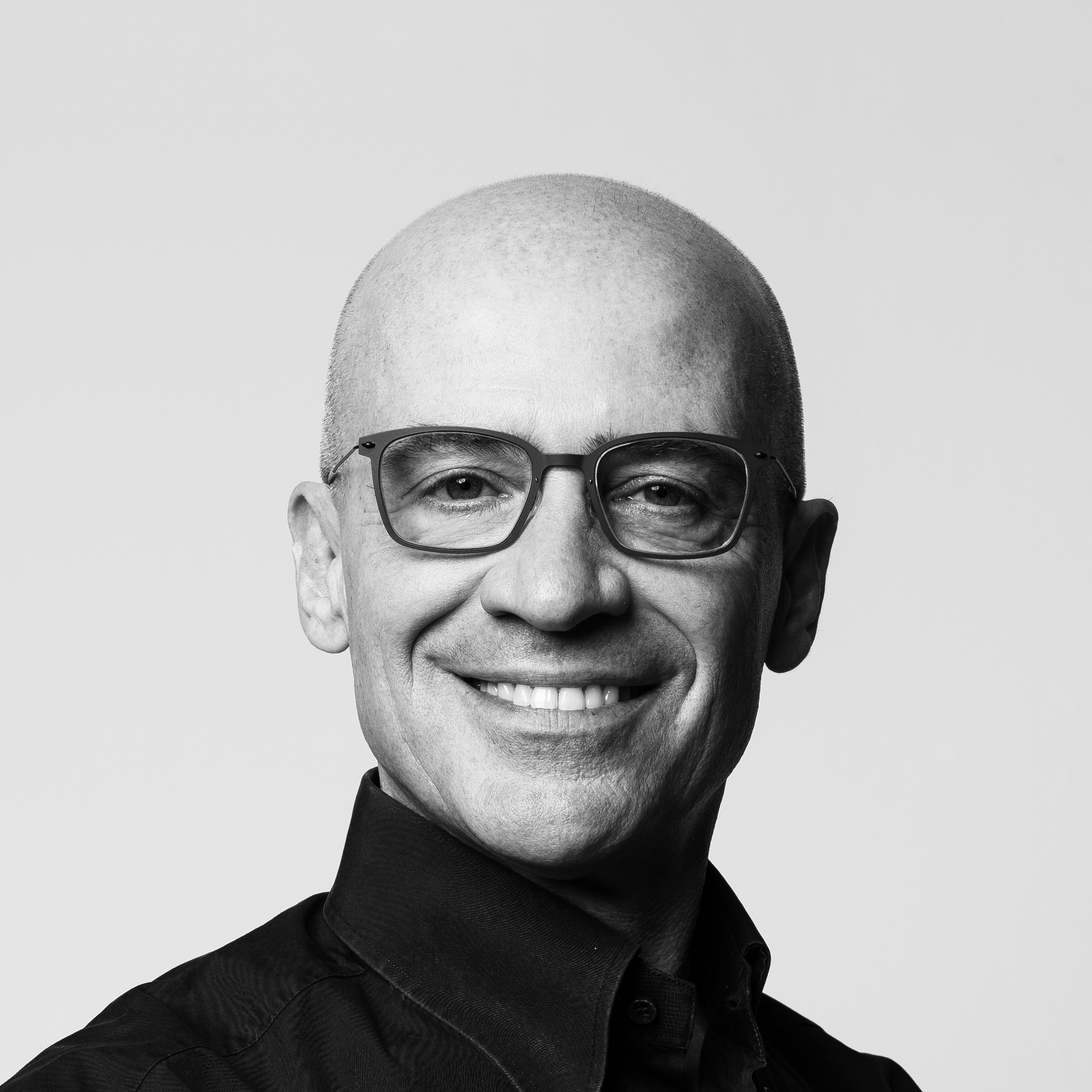 Designer Claudio Bellini headshot