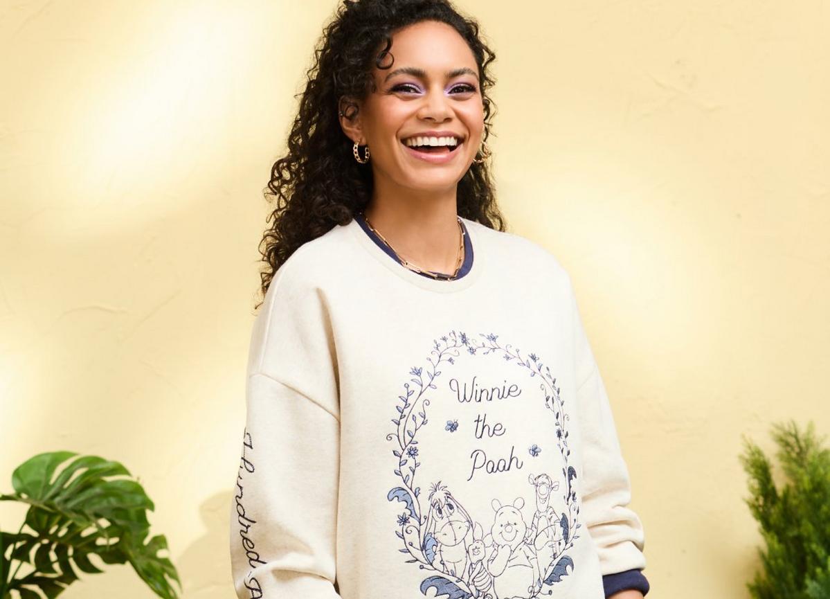 Winnie the Pooh Floral Tonal Crewneck