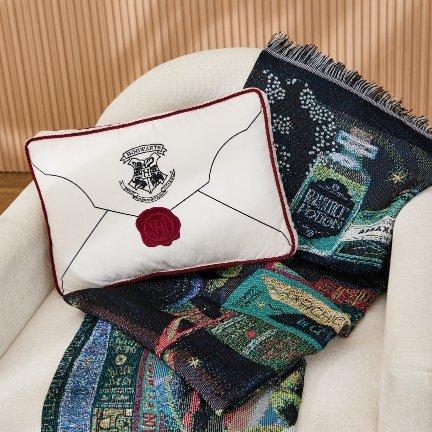 Harry Potter Wizarding Wonders Bookshelf Tapestry Throw & Hogwarts Letter Figural Pillow — BoxLunch Exclusive