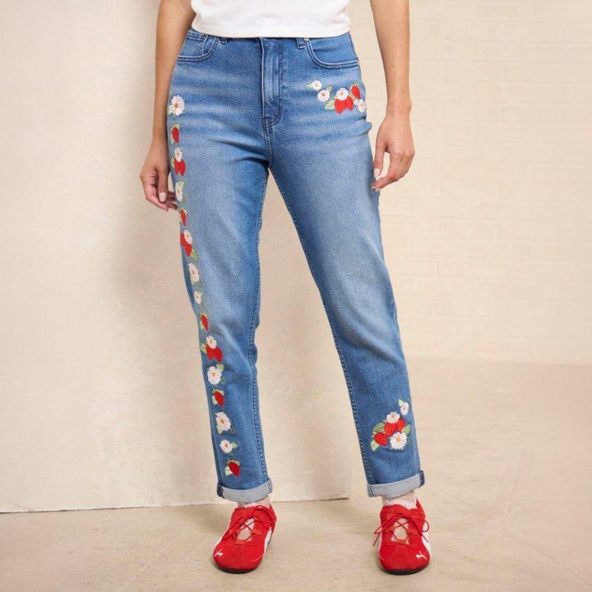 Strawberry Shortcake Berries & Blossoms Women's Denim High-Waisted Mom Jeans — BoxLunch Exclusive