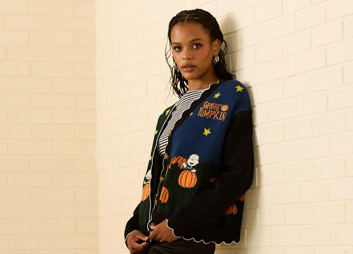 Peanuts The Great Pumpkin Women's Glow-in-the-Dark Cardigan - BoxLunch Exclusive