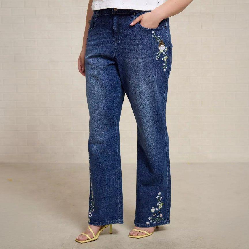 Studio Ghibli® My Neighbor Totoro Soot Sprites Floral Embroidered Women's Plus Size High-Waisted Straight Jeans - BoxLunch Exclusive