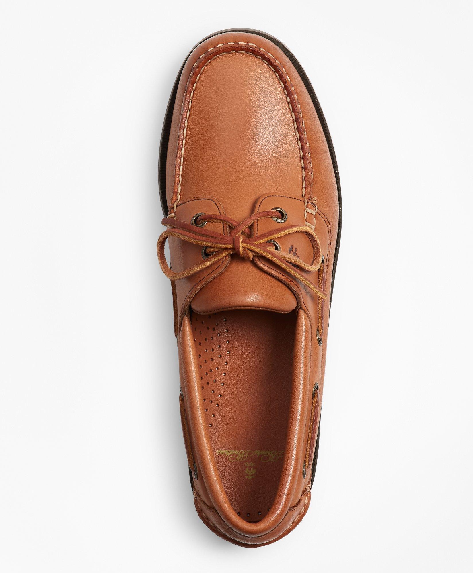 Brooks brothers store boat shoes