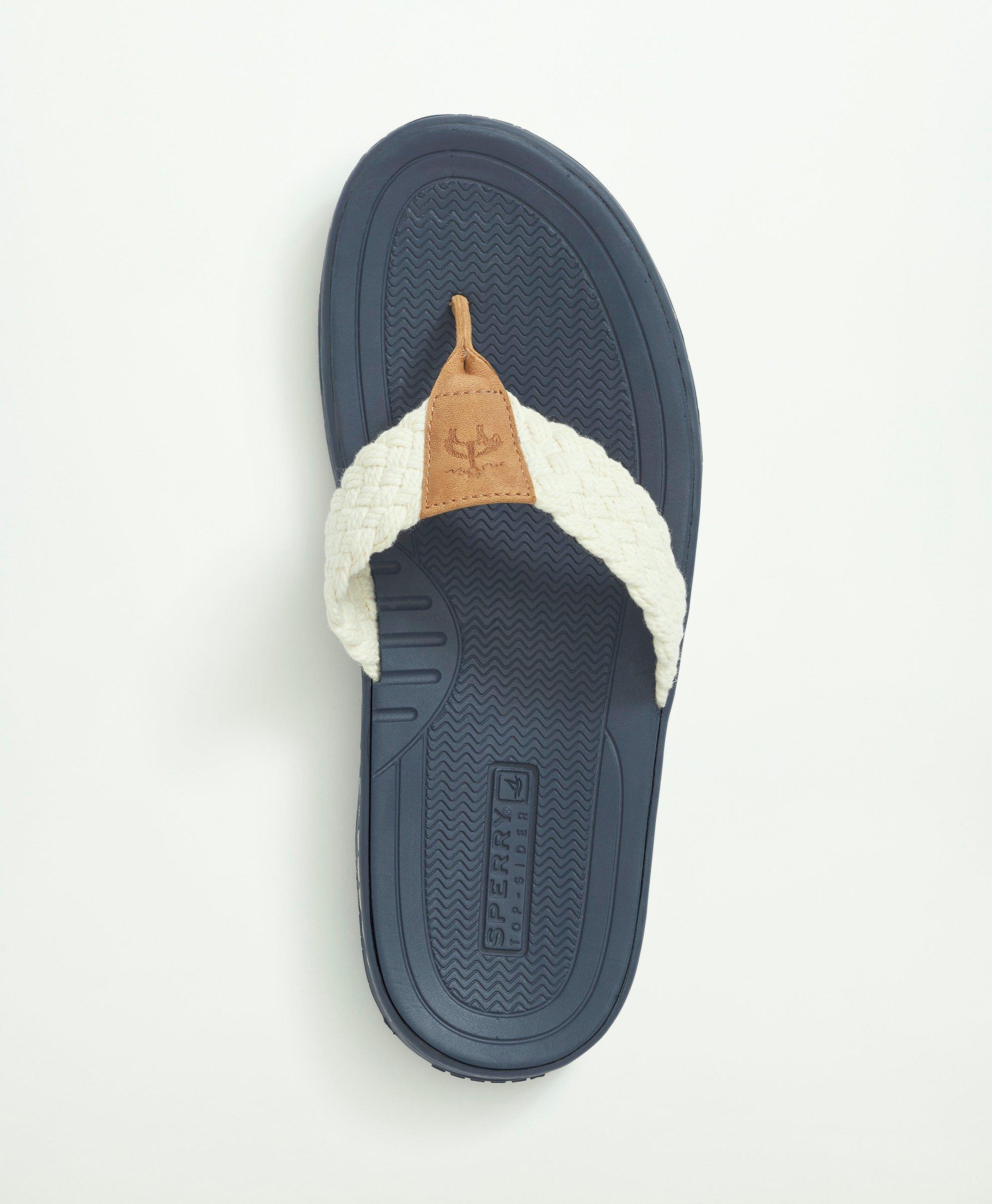 Sperry baitfish store flip flops