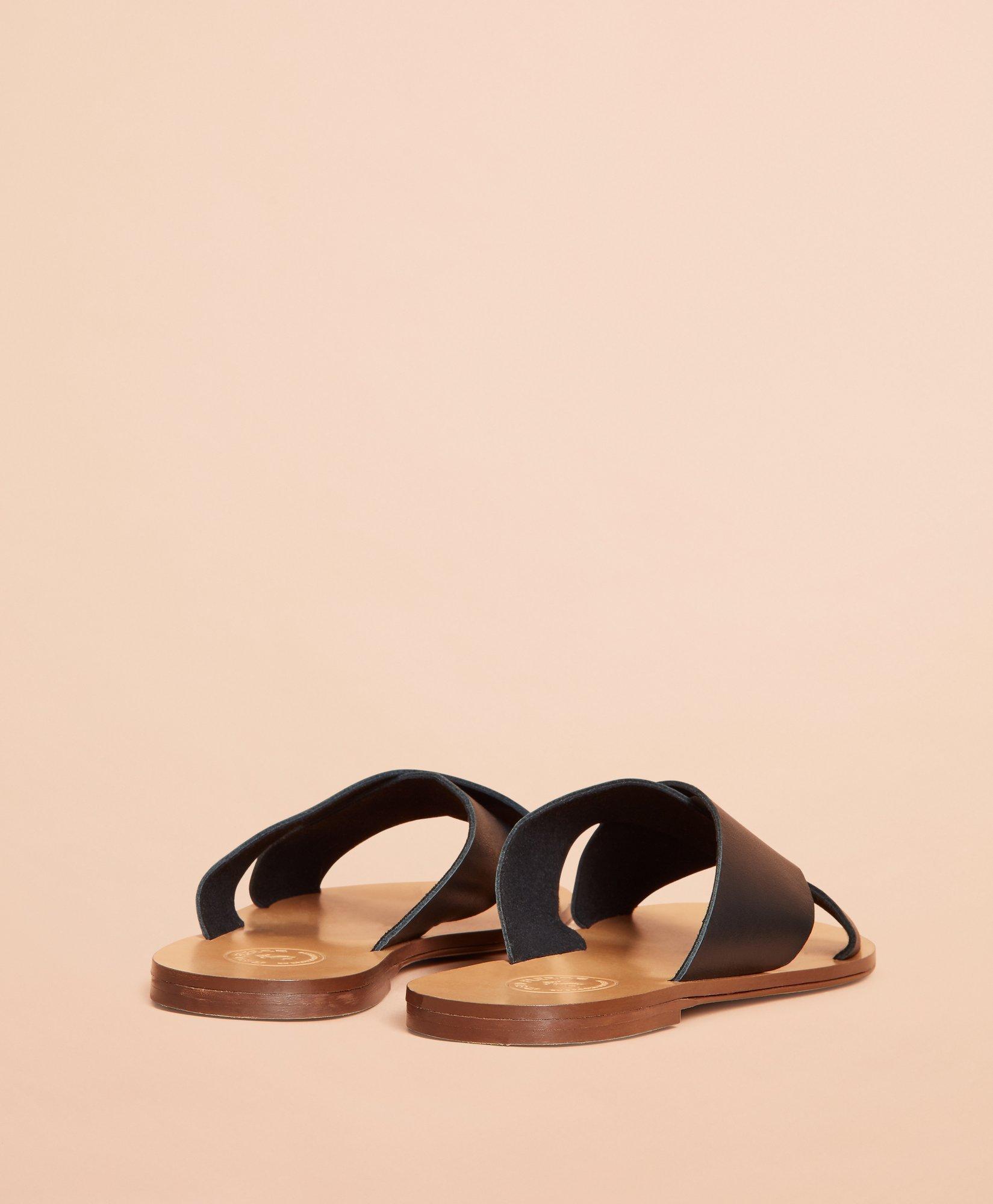 Brooks store brothers sandals