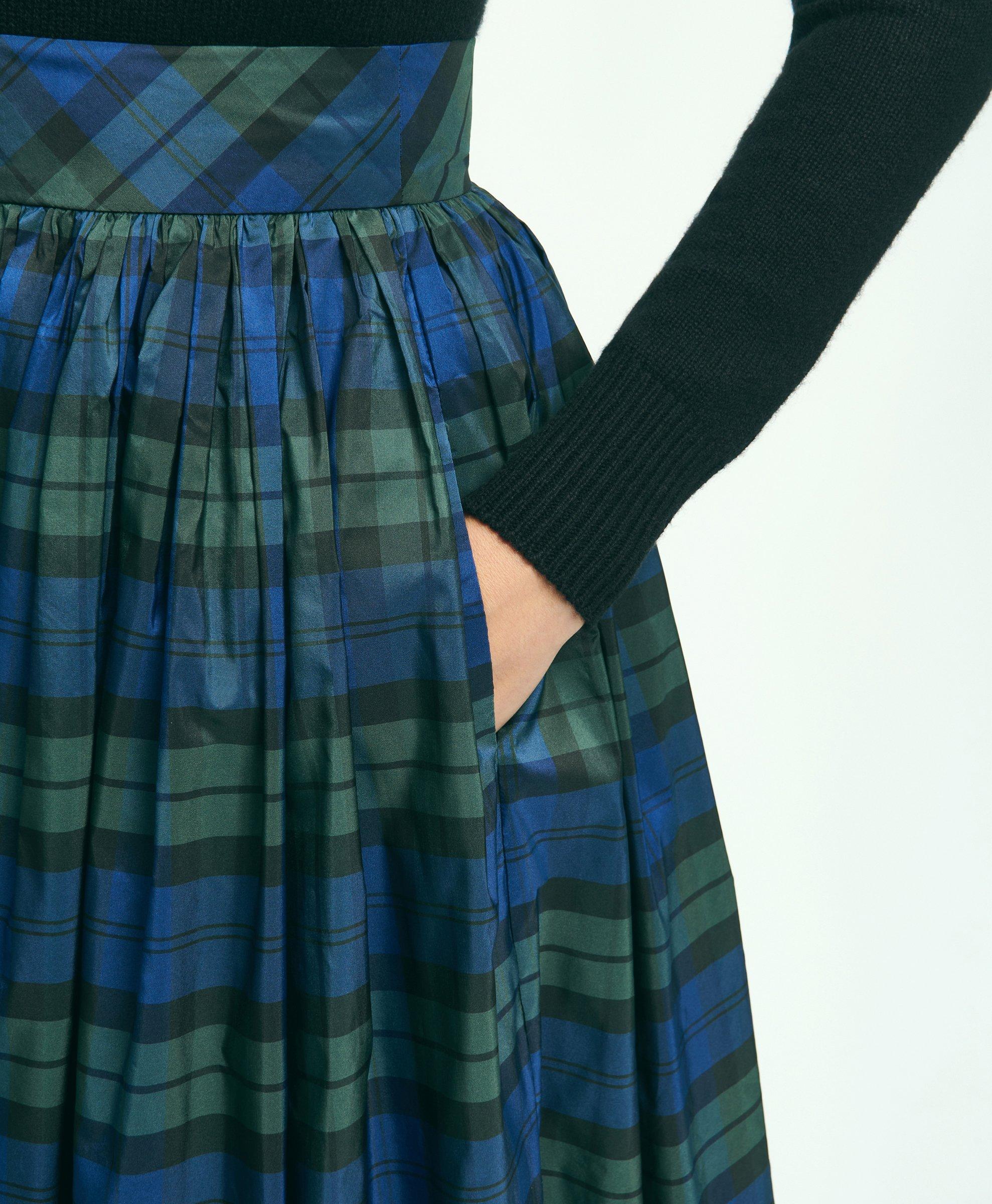 Black watch shop plaid pleated skirt