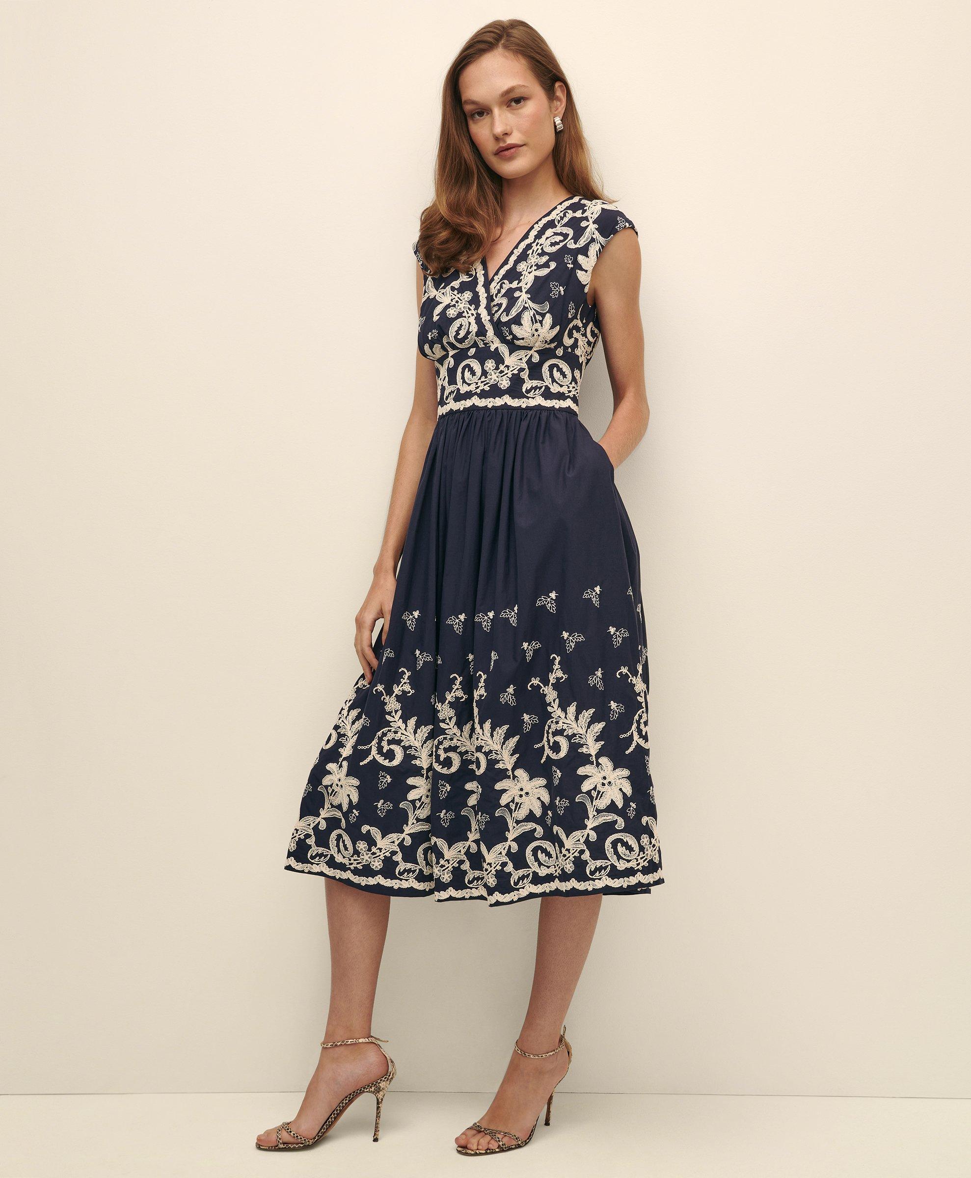 BROOKS BROTHERS COTTON VOILE EMBROIDERED SHORT-SLEEVE FIT-AND-FLARE DRESS 