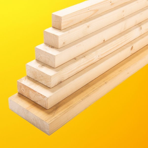 Trave med regelvirke