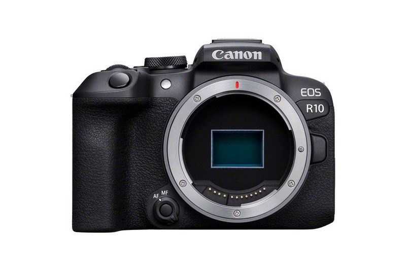 EOS R10