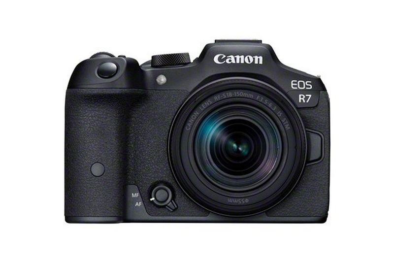 EOS R7