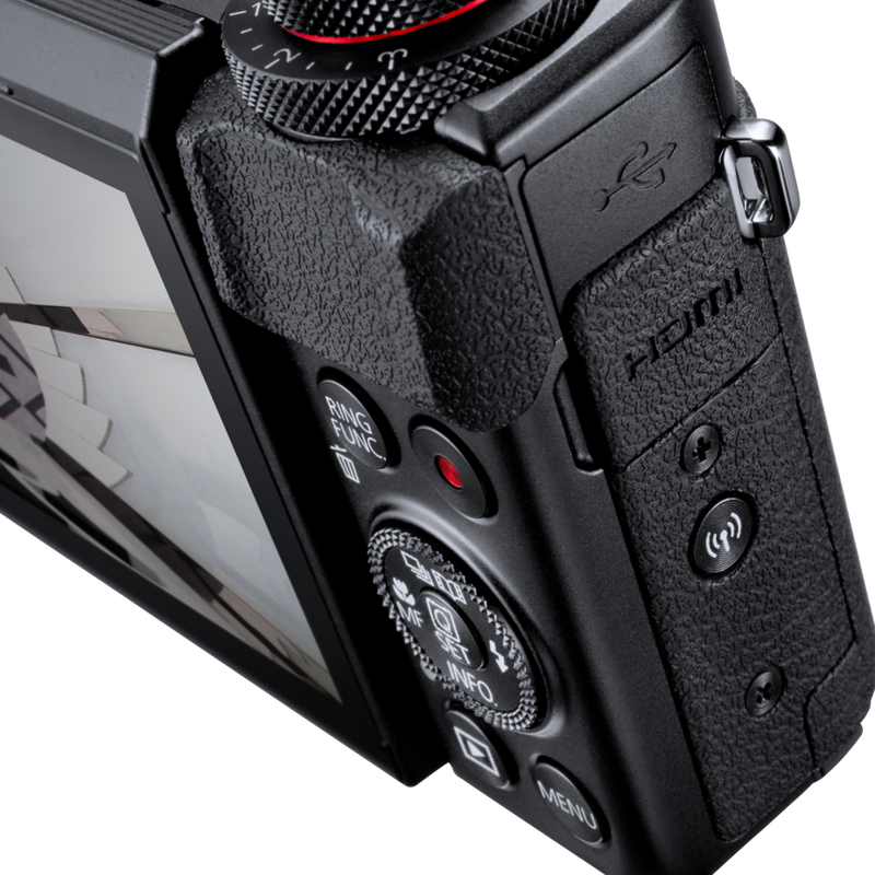 Canon PowerShot G7 X Mark II Produkt Vorderansicht mit Foto auf dem Bildschirm