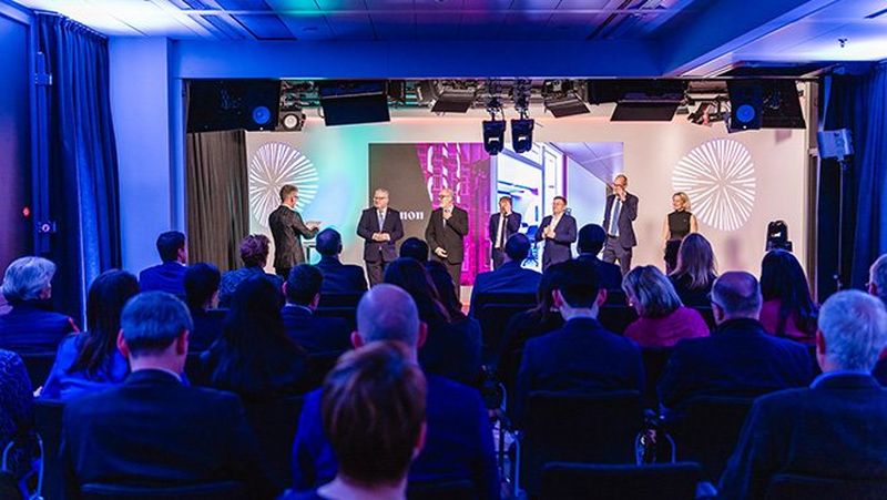 Hybride Events mit bis zu 50 Live-Gästen vor Ort