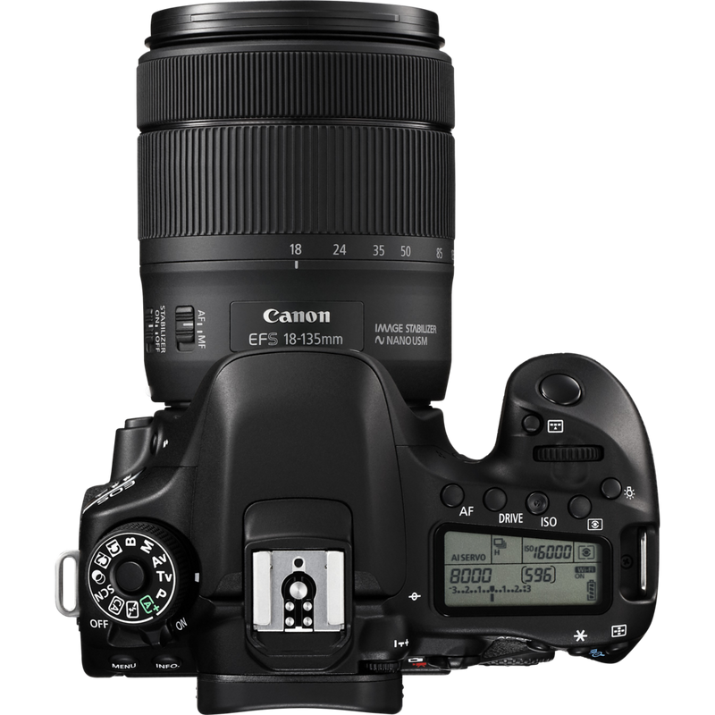 Canon EOS 80D + 18-135mm IS USM Objektiv Produkt Ansicht von oben
