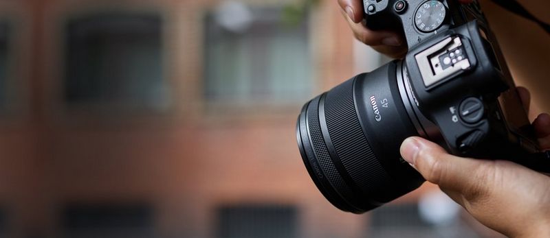 RF 45mm F1.2 STM
