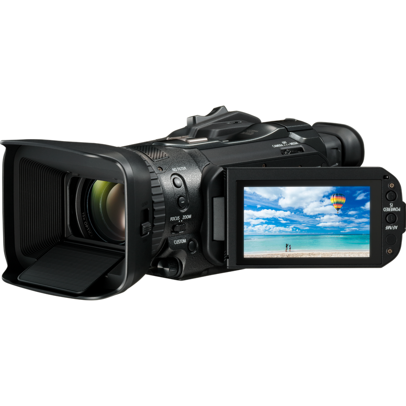 Canon LEGRIA GX10 Produkt Vorderansicht von links mit umgeklapptem Bildschirm, der um 180 Grad gedreht ist