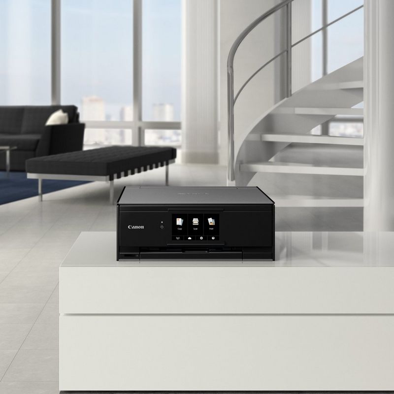 Canon PIXMA TS9150 – Dunkelgrau Auf einem Tisch in einem Flur