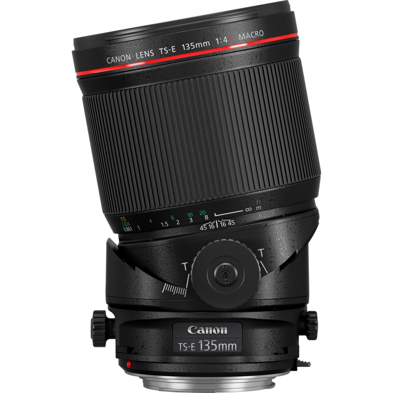 Canon TS-E 135mm f/4L Macro Objektiv Produkt Vorderansicht, die nach links geneigt ist