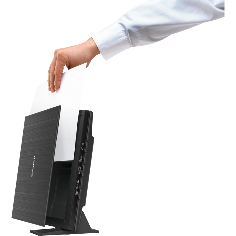 Canon CanoScan LiDE 400 Flachbettscanner, Schwarz Produkt Verwendetes Produkt mit Hand, die Papier einlegt