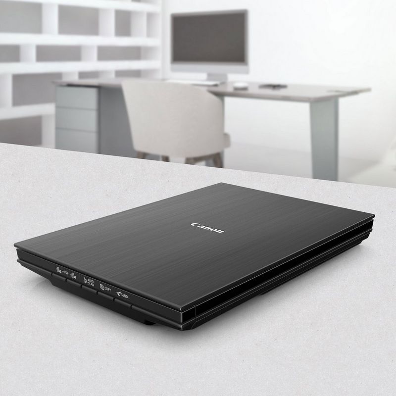 Canon CanoScan LiDE 400 Flachbettscanner, Schwarz Produkt Scanner auf einem Schreibtisch