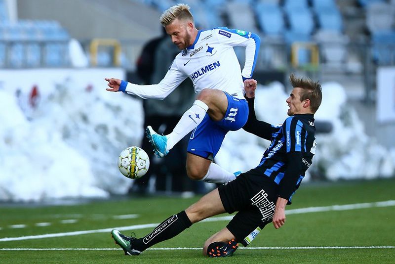 It´s hard work to get the right sports images