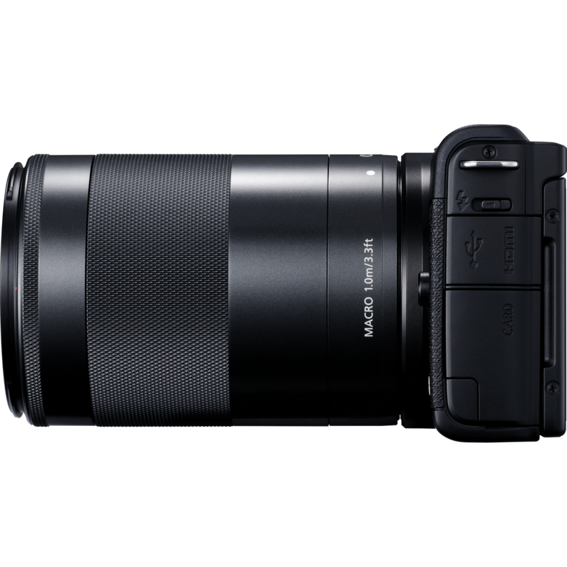 Canon EOS M200 Gehäuse, Schwarz + EF-M 15-45mm + EF-M 55-200mm Produkt Ansicht von links mit dem Objektiv