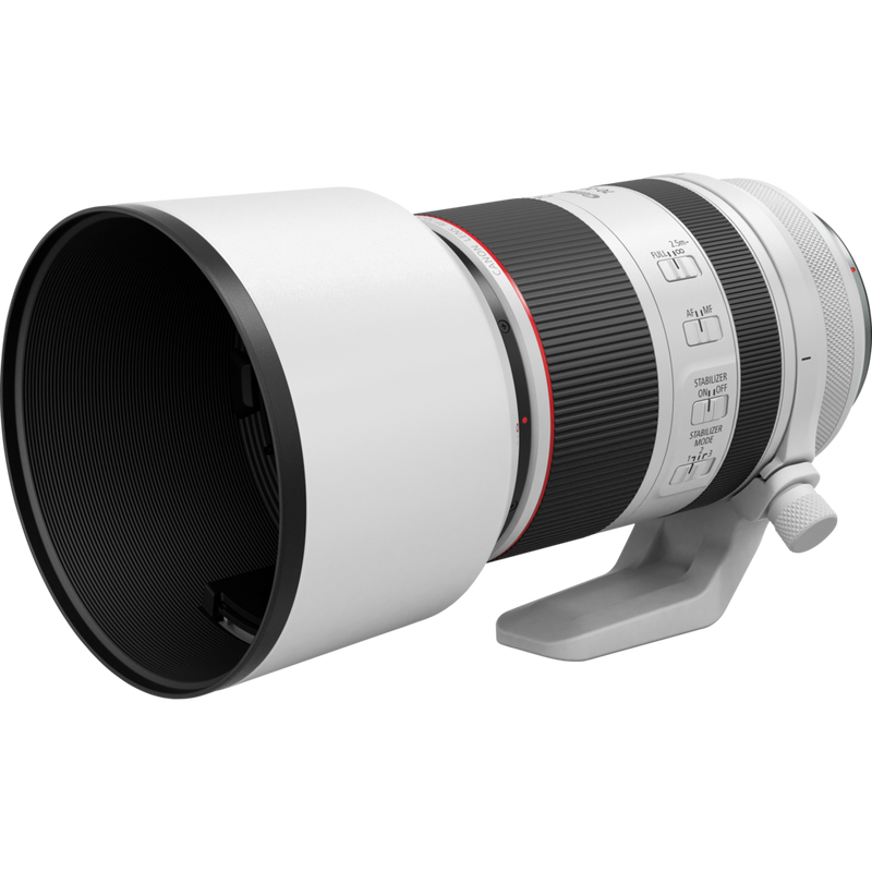 Canon RF 70-200mm F2.8L IS USM Objektiv Produkt Diagonale Ansicht mit Streulichtblende und Stativgewinde