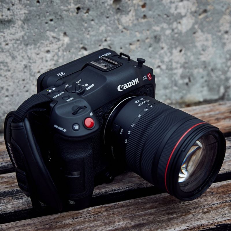 4507C006_EOS-C70_IC_10