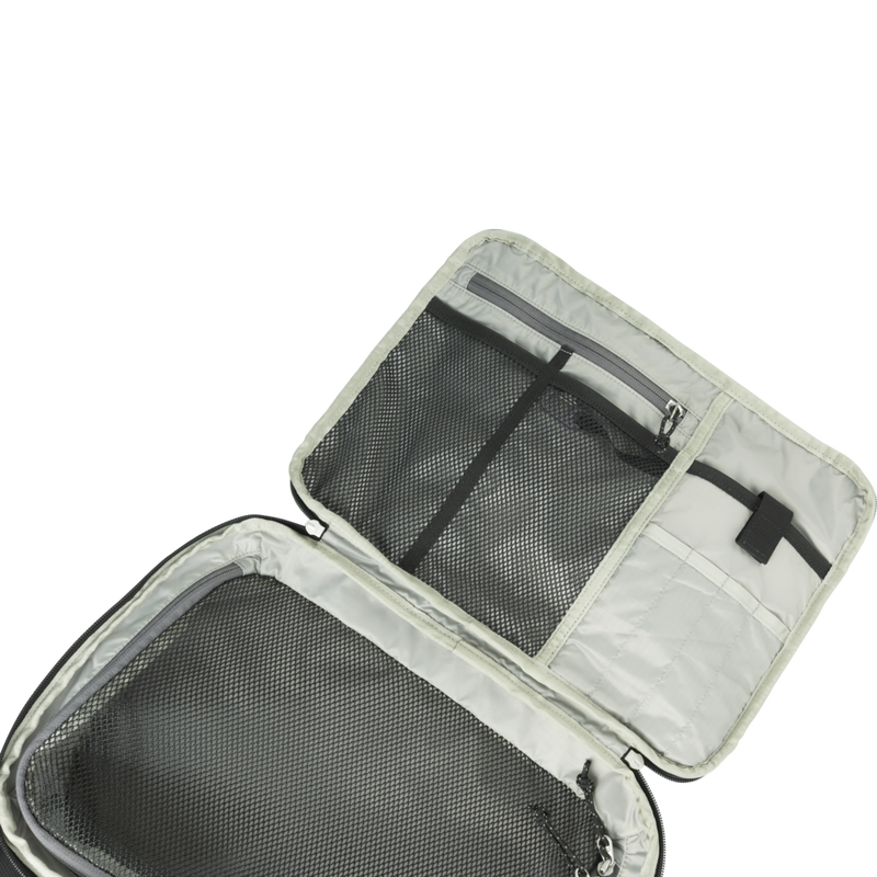 4546V326_Convertible-Backpack-14-inches-Green_12