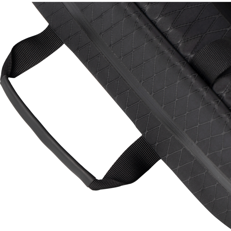 4546V327_Shoulder-Bag-9L-Black_08