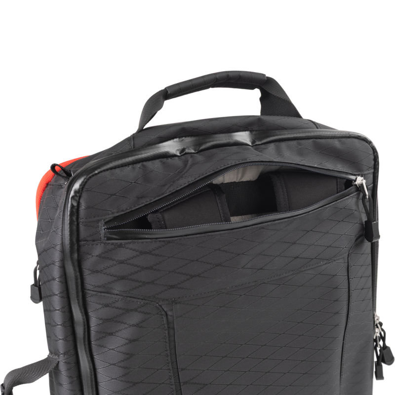 4546V328_Convertible-Backpack-16-inches-Black_10