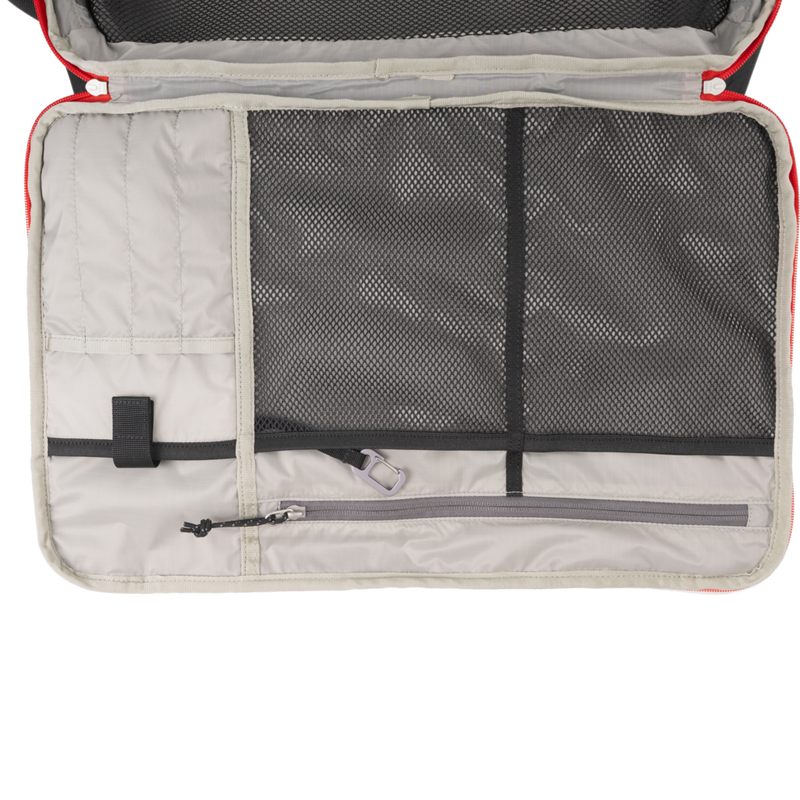 4546V328_Convertible-Backpack-16-inches-Black_13