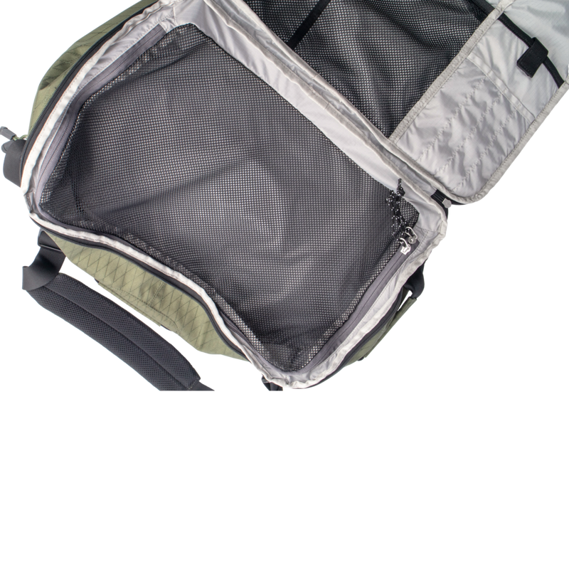 4546V330_Convertible-Backpack-16-inches-Green_14