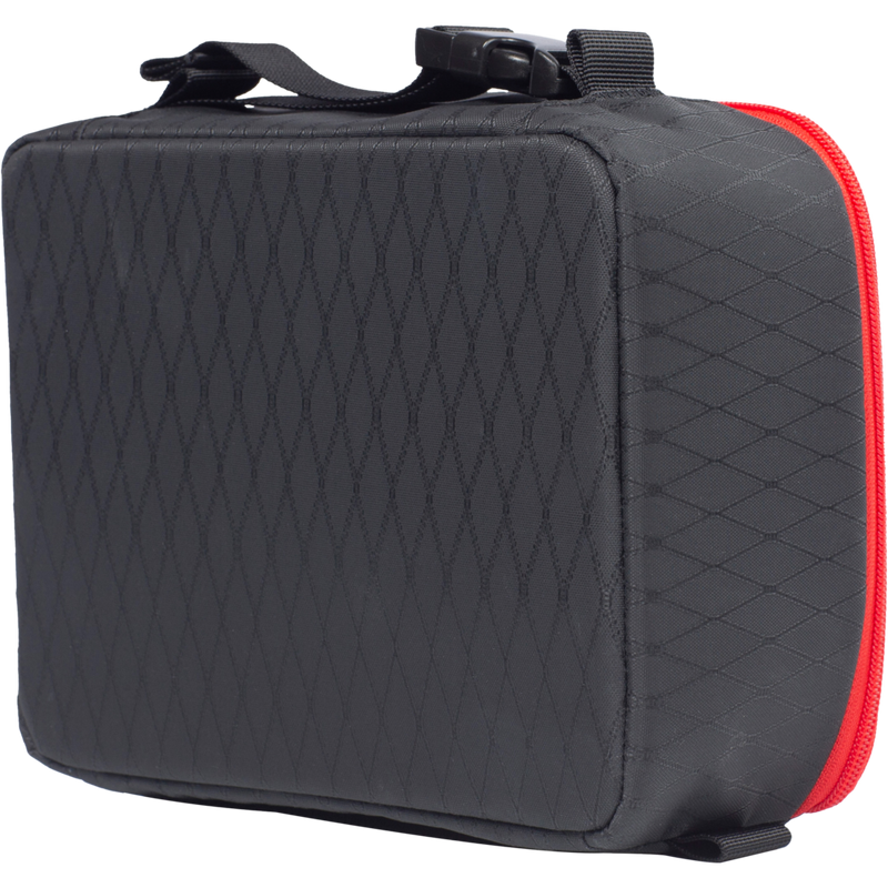 4546V334_Tech-Case-Black_04