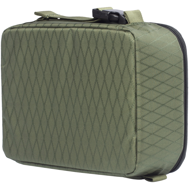 4546V335_Tech-Case-Green_04