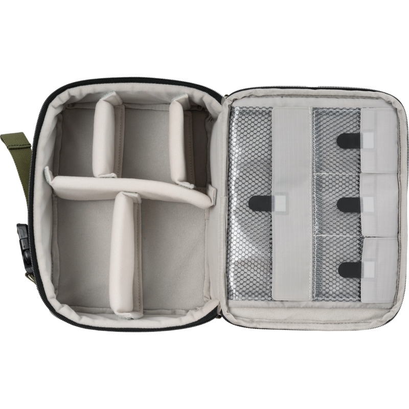 4546V335_Tech-Case-Green_09