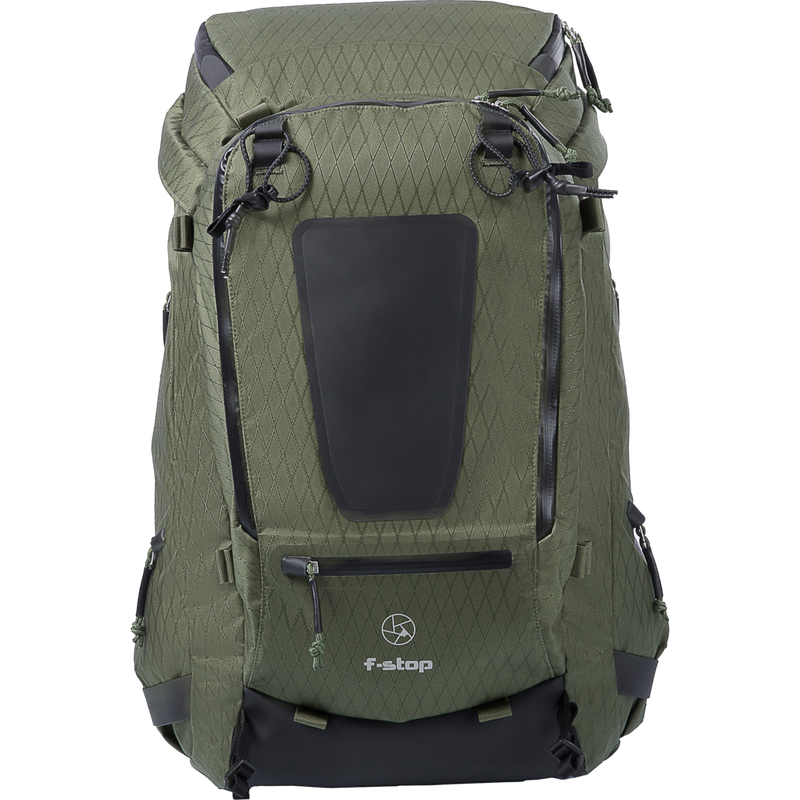 4549V069_Tilopa-Backpack-Green_02