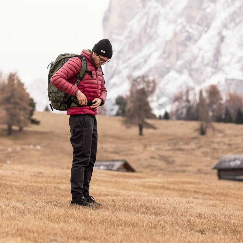 4549V069_Tilopa-Backpack-Green_11