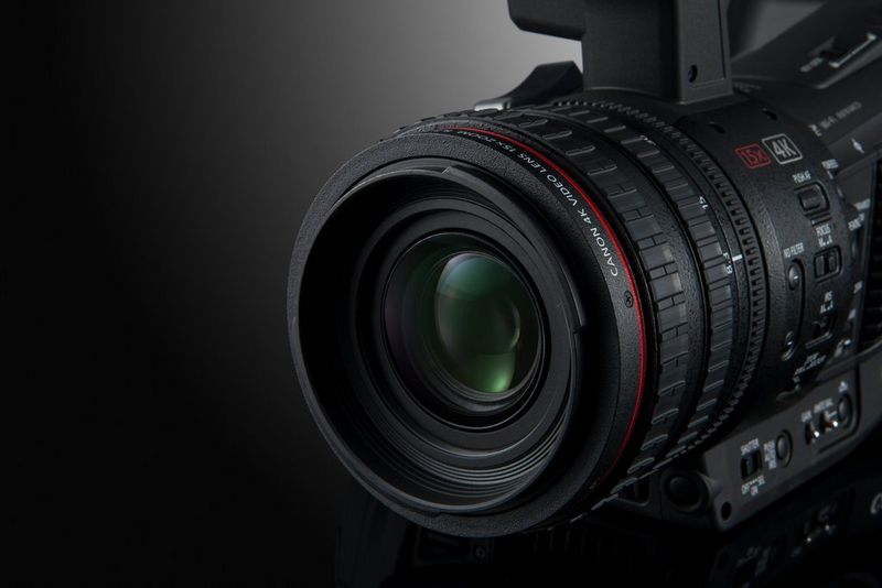 Объектив видеокамеры Canon XF705.
